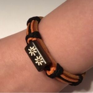 NWOT Artisan Brown Black And Orange Bone Floral Bracelet